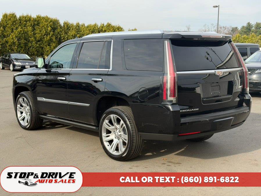 Used 2015 Cadillac Escalade Premium image 3