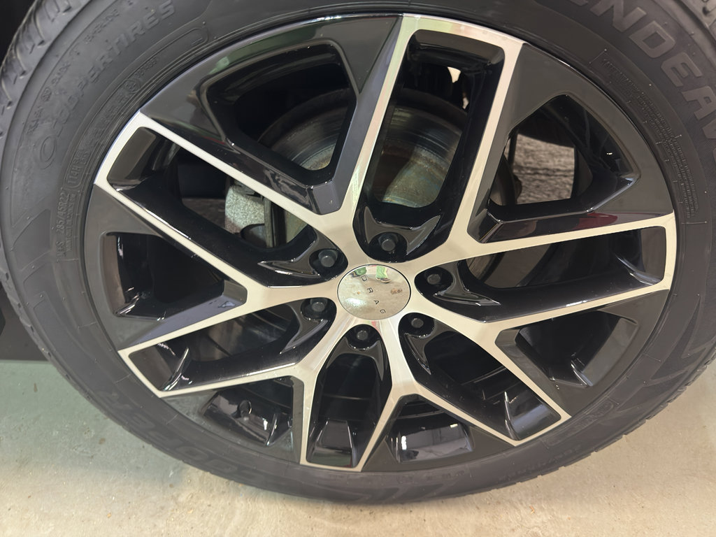 Used 2018 GMC Yukon XL Denali w/ Denali Ultimate Package image 35