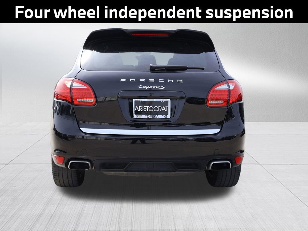 Used 2014 Porsche Cayenne S image 7