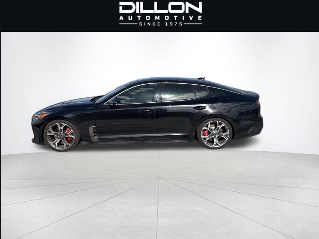 Used 2019 Kia Stinger GT2 image 2