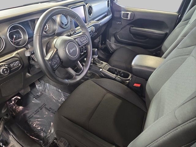 Used 2022 Jeep Gladiator Sport AWD/4WD image 19