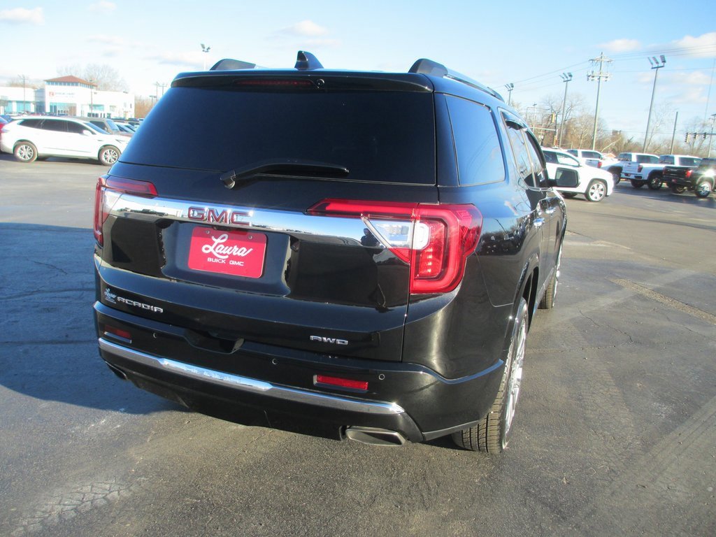Certified 2023 GMC Acadia Denali w/ Denali Ultimate Package image 5