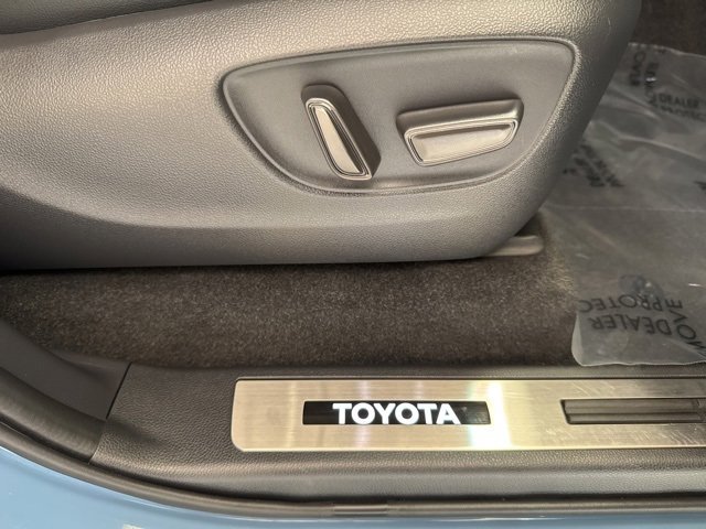 Used 2024 Toyota Land Cruiser 1958 image 66