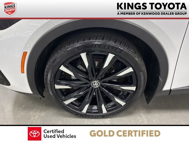 Used 2024 Toyota Crown Platinum image 37