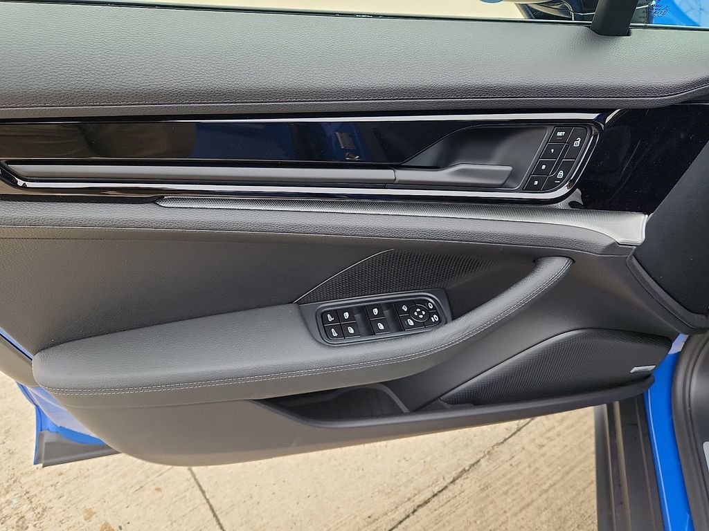 New 2026 Porsche Panamera 4 image 11