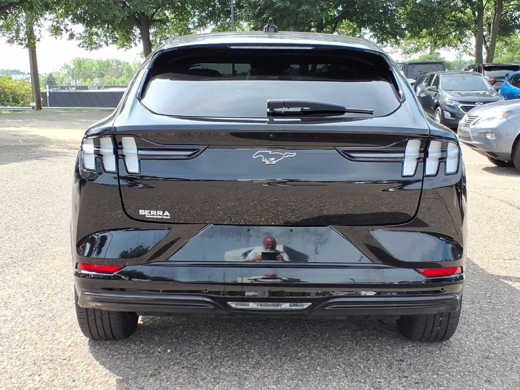 Used 2024 Ford Mustang Mach-E Premium AWD/4WD image 4