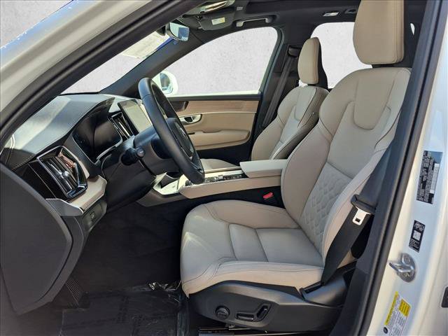 Used 2026 Volvo XC90 B6 Plus w/ Protection Package AWD/4WD image 16