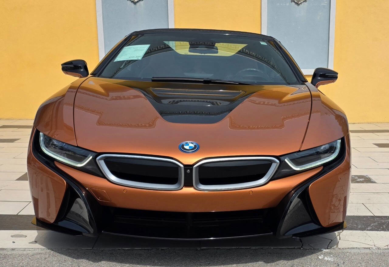 Used 2019 BMW i8 Roadster image 2