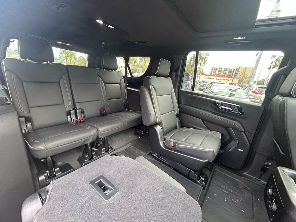 New 2026 Chevrolet Suburban Premier w/ Sun And Tow Package image 22