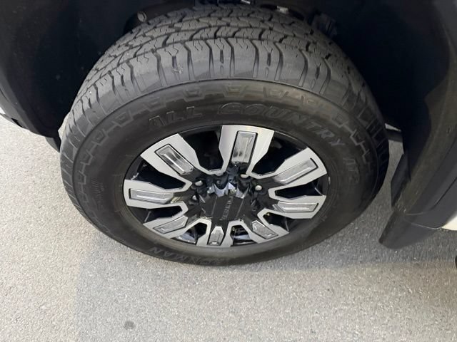 Used 2024 GMC Sierra 3500 Denali AWD/4WD image 44