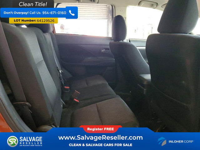 Used 2014 Mitsubishi Outlander SE FWD image 13