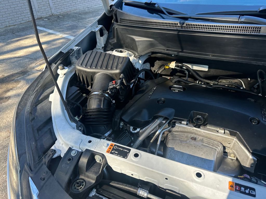 Used 2018 Chevrolet Equinox Premier image 23