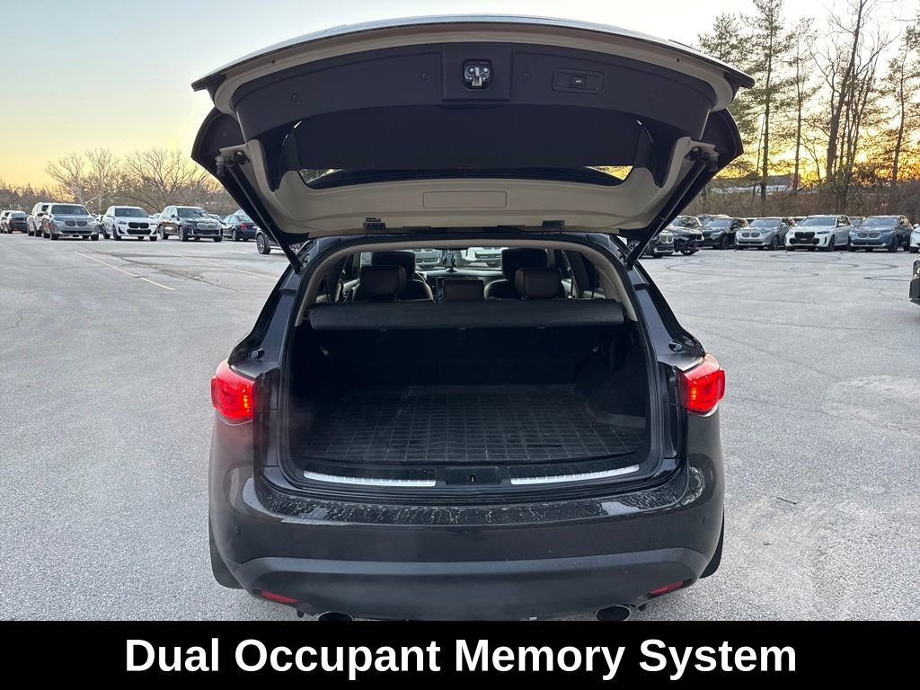 Used 2015 INFINITI QX70 AWD w/ Premium Package image 28