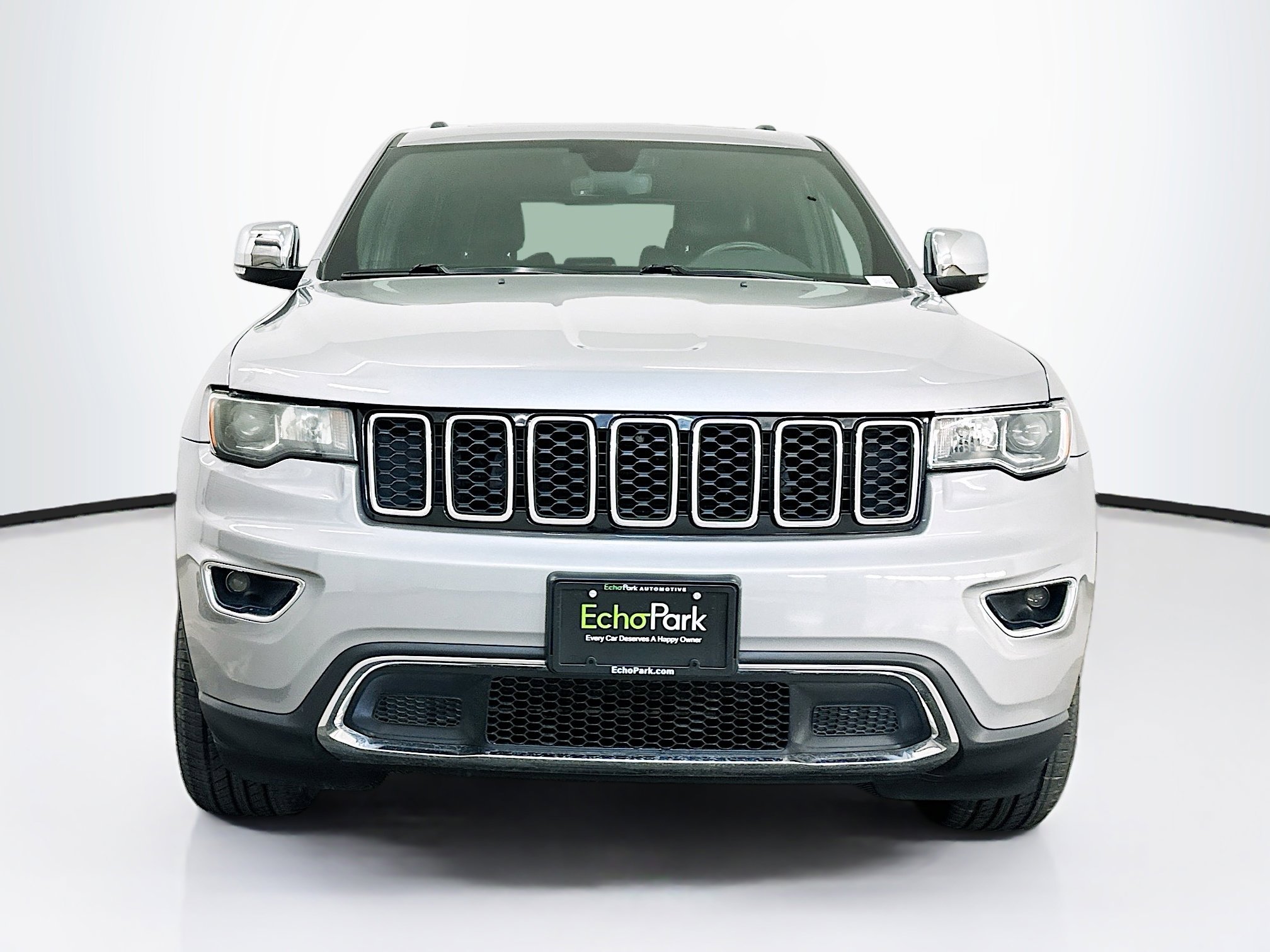 Used 2019 Jeep Grand Cherokee Limited image 2