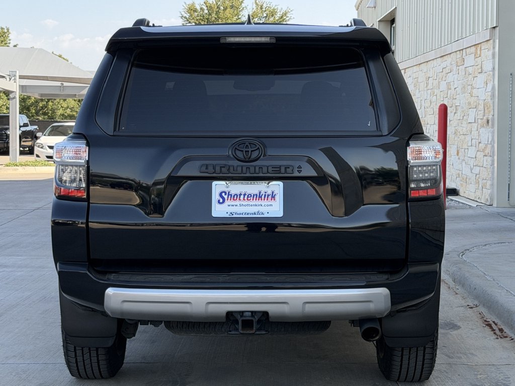 Used 2024 Toyota 4Runner TRD Off-Road Premium w/ Moonroof Package AWD/4WD image 5