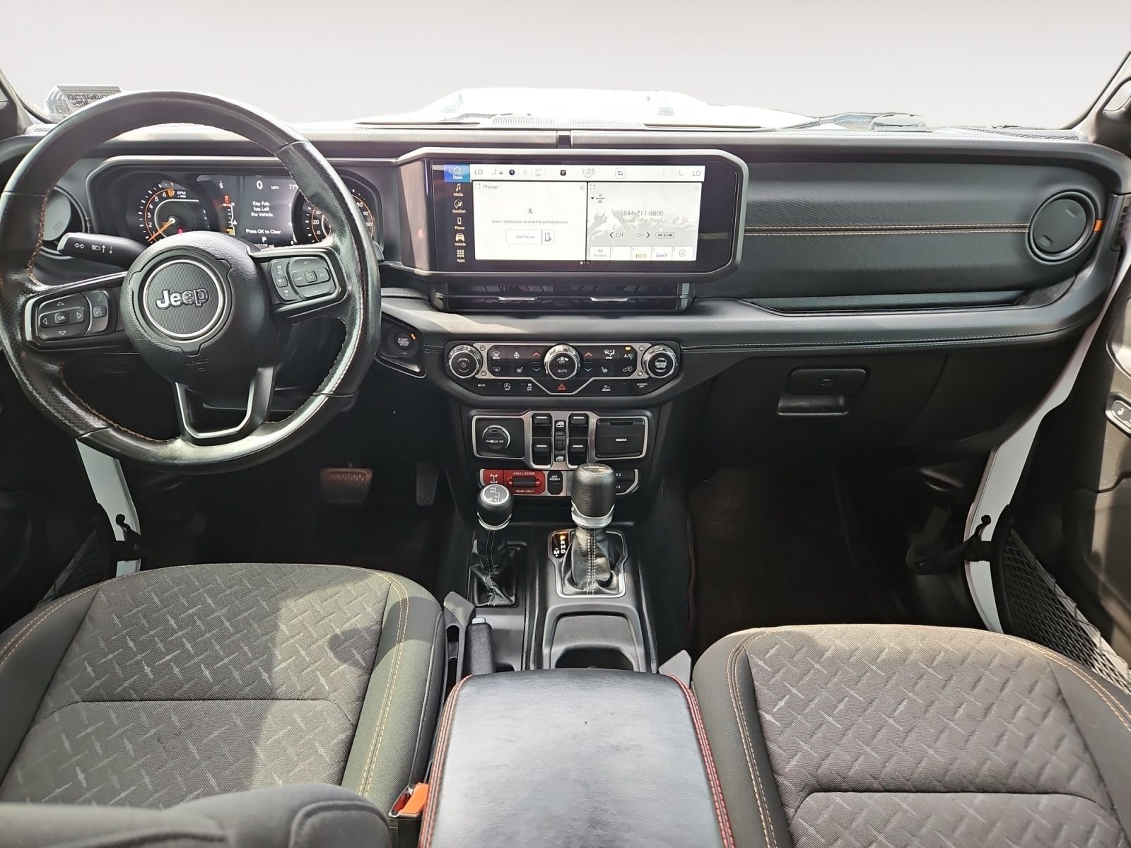 Used 2024 Jeep Gladiator Mojave w/ Convenience Group AWD/4WD image 10