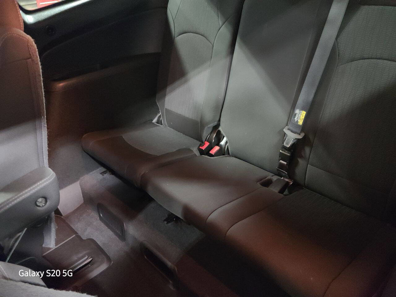 Used 2017 Chevrolet Traverse LT w/ Style and Technology Package image 21