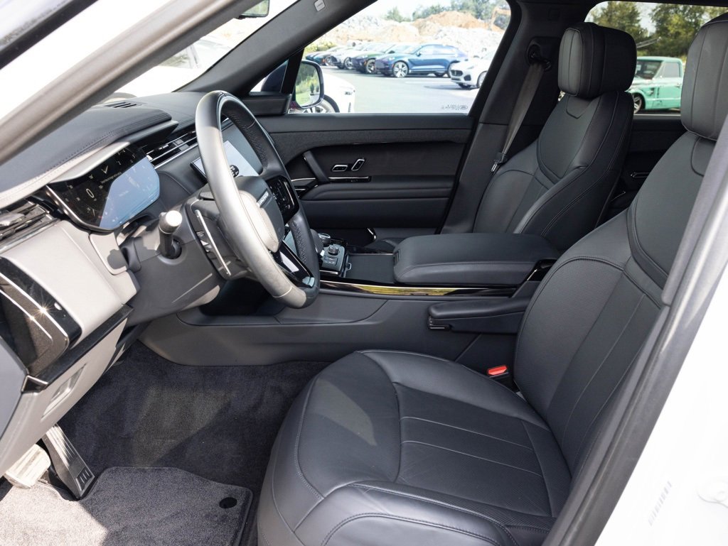 Used 2023 Land Rover Range Rover Sport SE Dynamic image 20