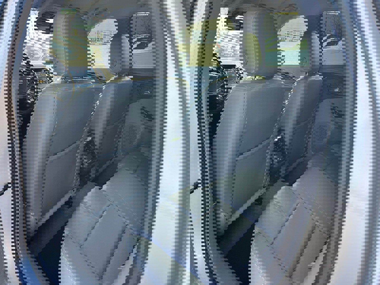 Used 2018 Chevrolet Impala LT w/ LT Leather Package image 15