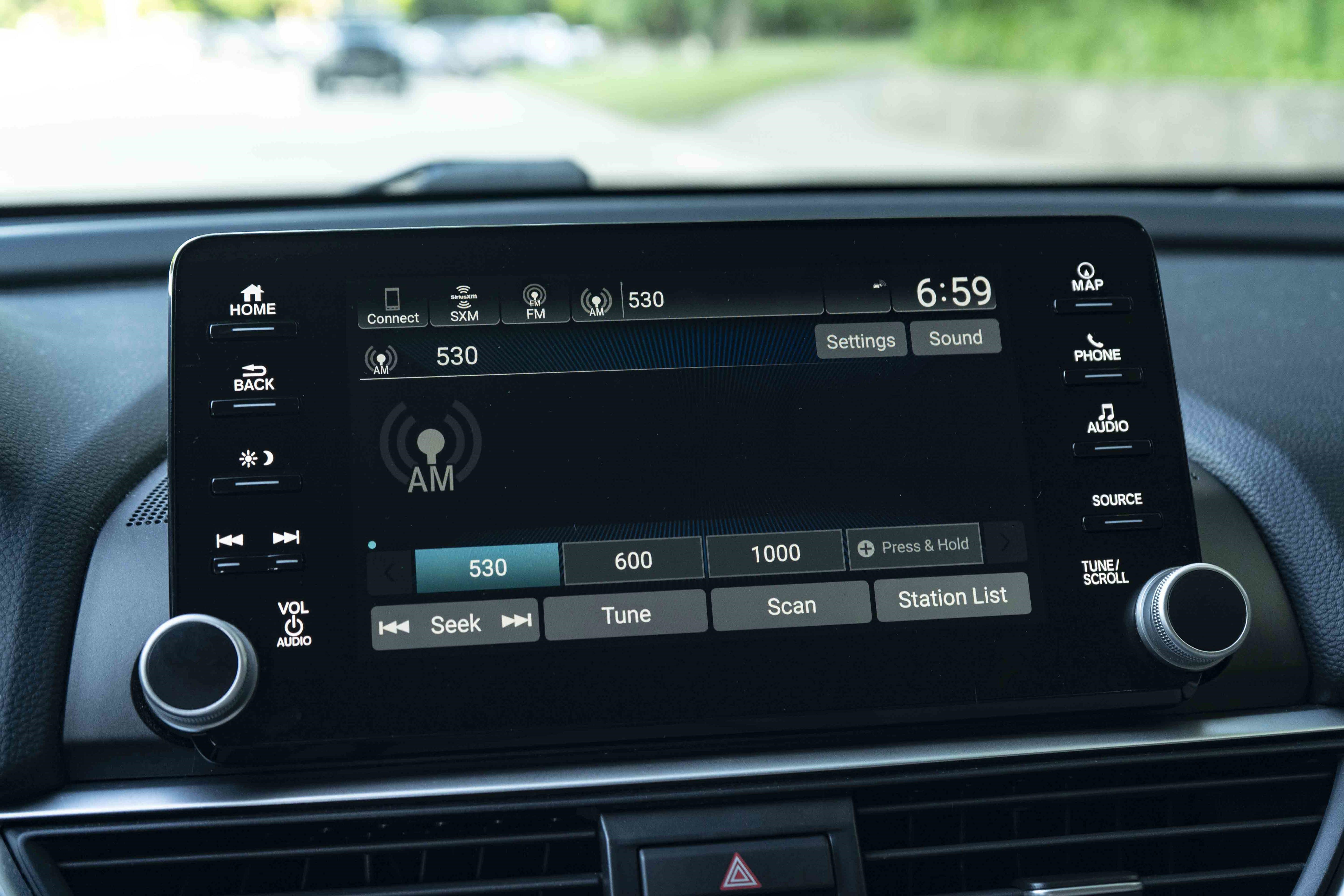Used 2020 Honda Accord Touring image 30