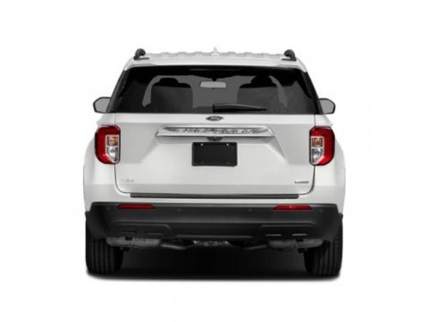 Used 2021 Ford Explorer XLT w/ Class III Trailer Tow Package image 8