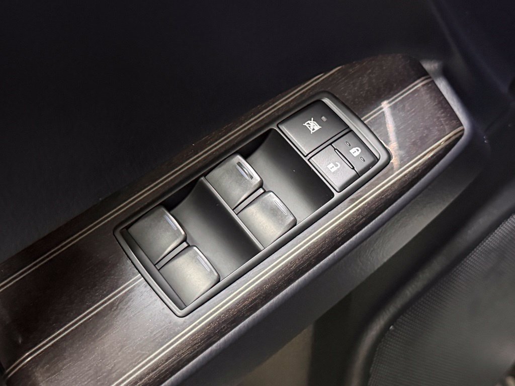 Used 2021 Lexus GX 460 Premium w/ Premium Package AWD/4WD image 13