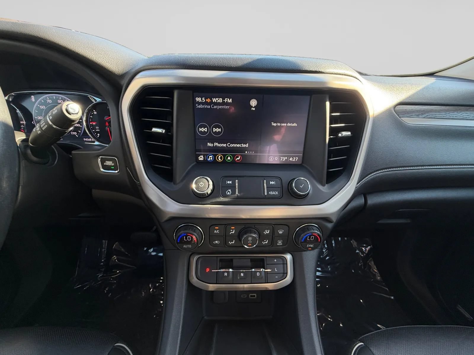Used 2021 GMC Acadia Denali w/ Denali Ultimate Package AWD/4WD image 19
