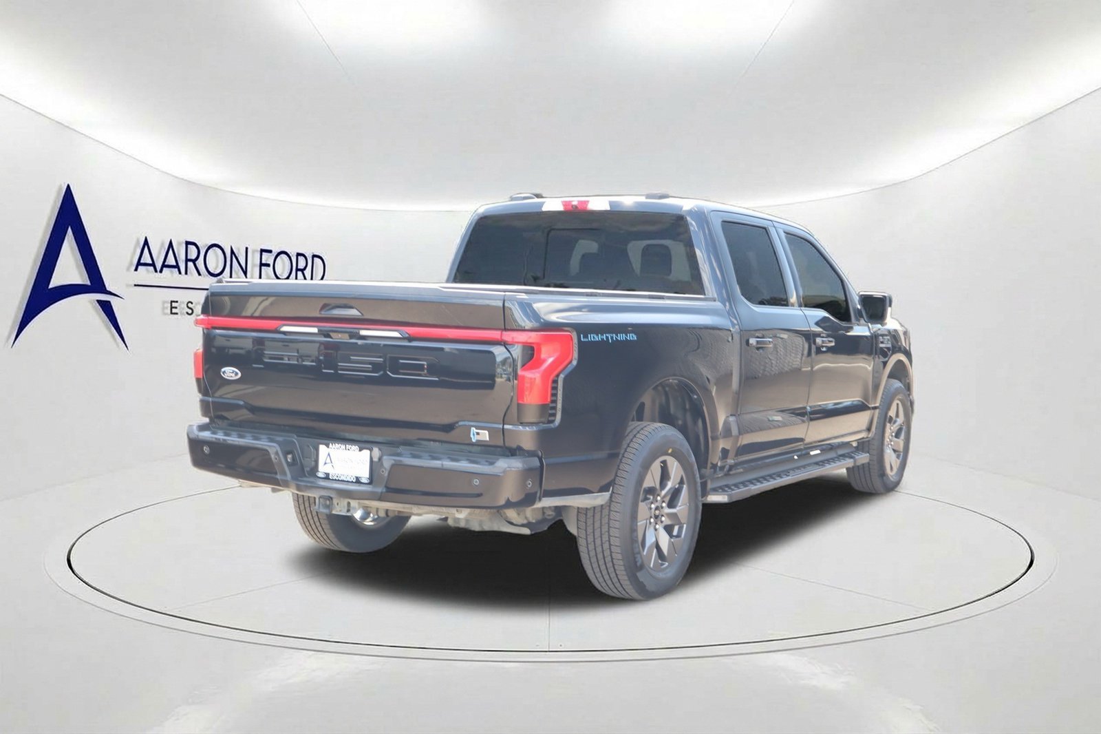 Used 2023 Ford F150 Lightning Lariat w/ Equipment Group 511A High AWD/4WD image 4