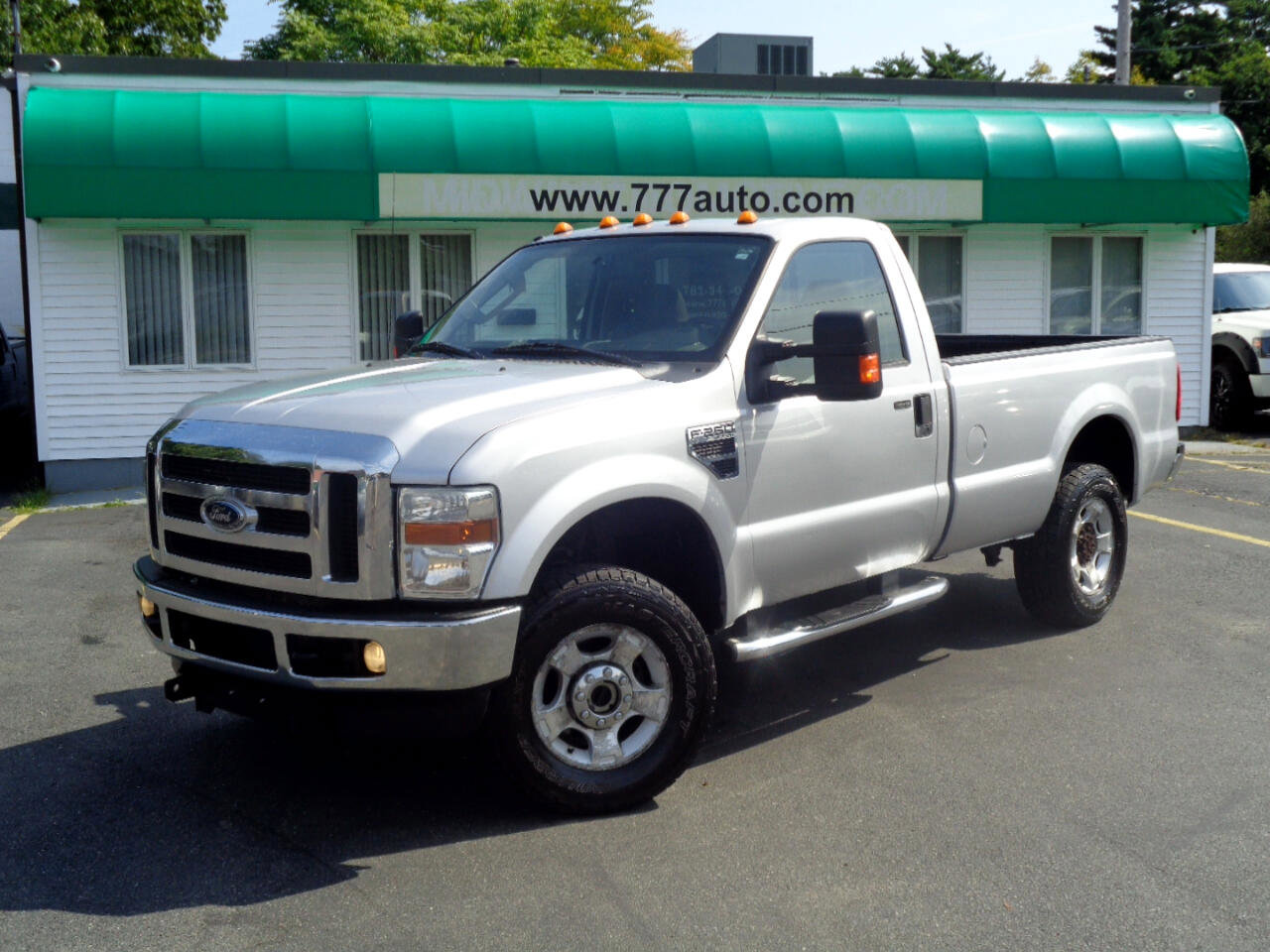 Used 2010 Ford F250 XLT image 1