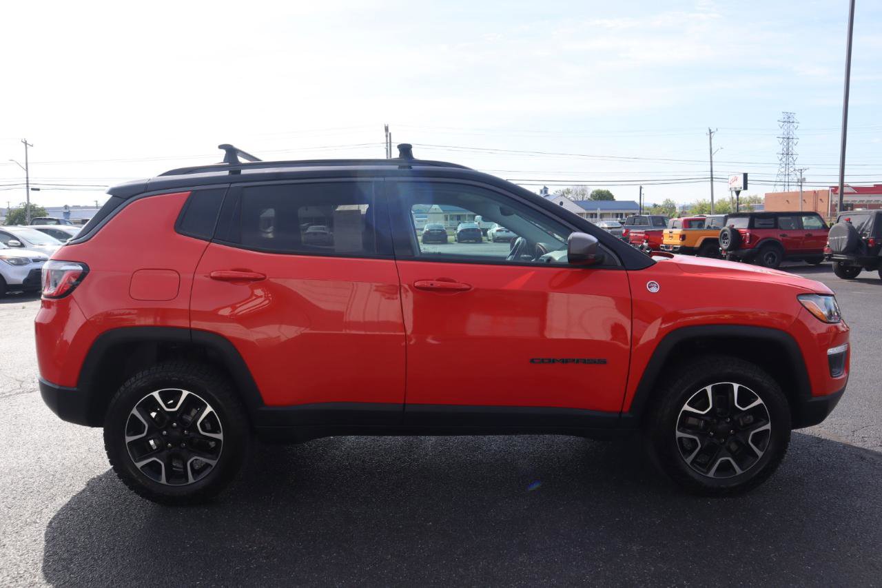 Used 2020 Jeep Compass Trailhawk w/ Leather Interior Group AWD/4WD image 6