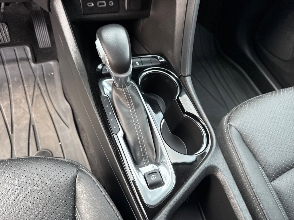 Used 2023 Buick Encore GX Essence w/ Experience Buick Package image 14