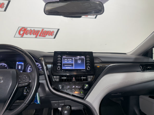 Used 2021 Toyota Camry SE FWD image 9