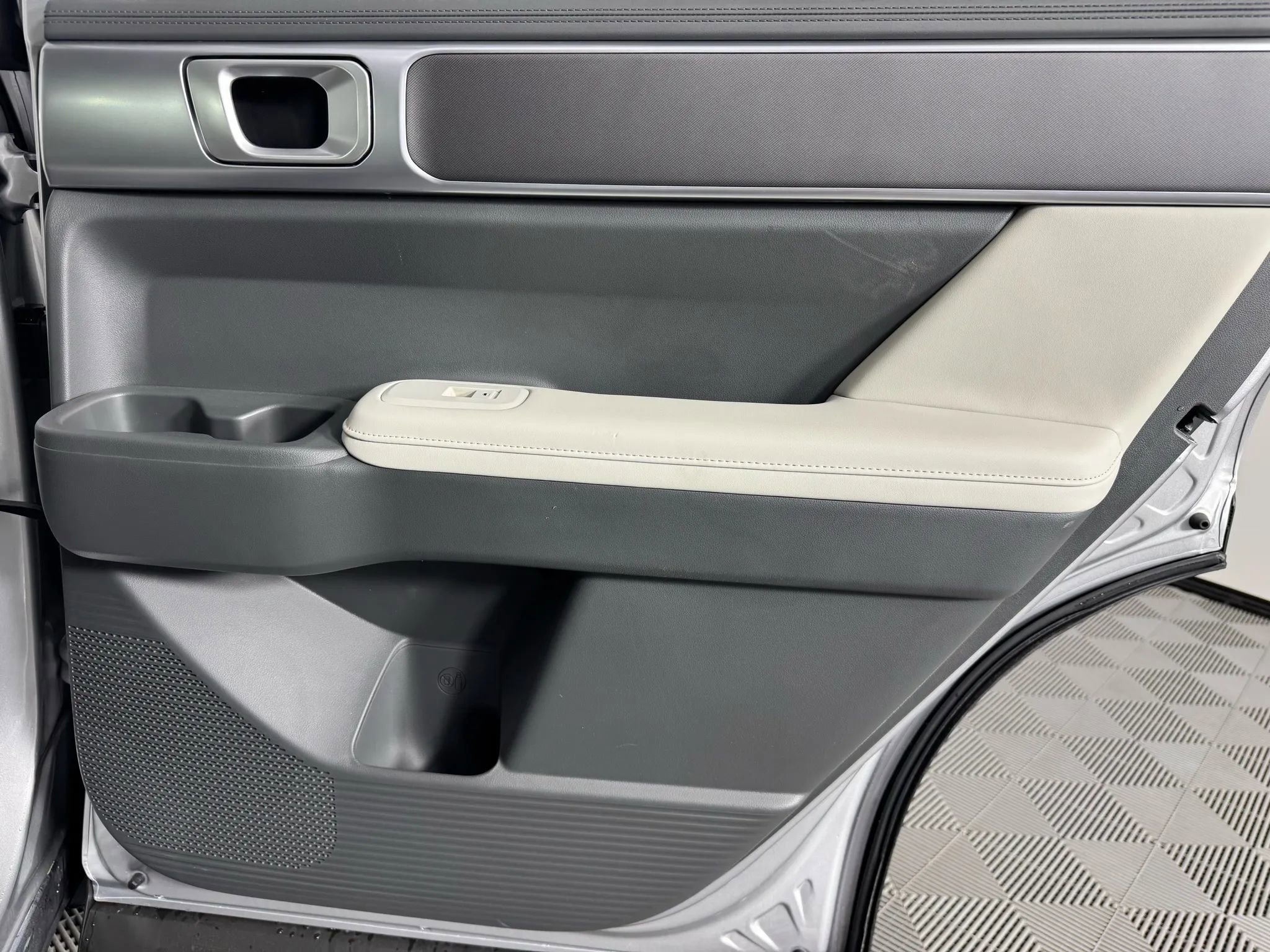 Used 2026 Hyundai Santa Fe SEL image 44