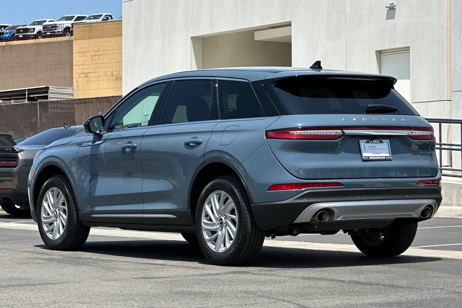 Certified 2025 Lincoln Corsair FWD image 5