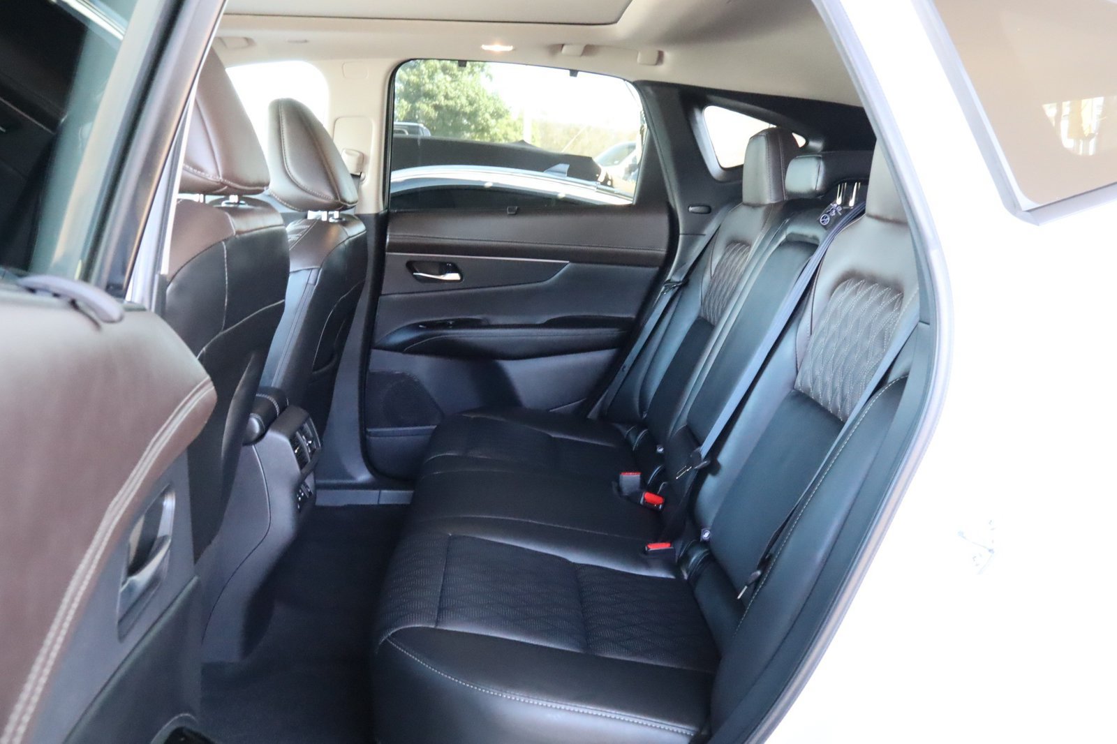 Used 2025 Nissan Murano Platinum w/ Cargo Package AWD/4WD image 36