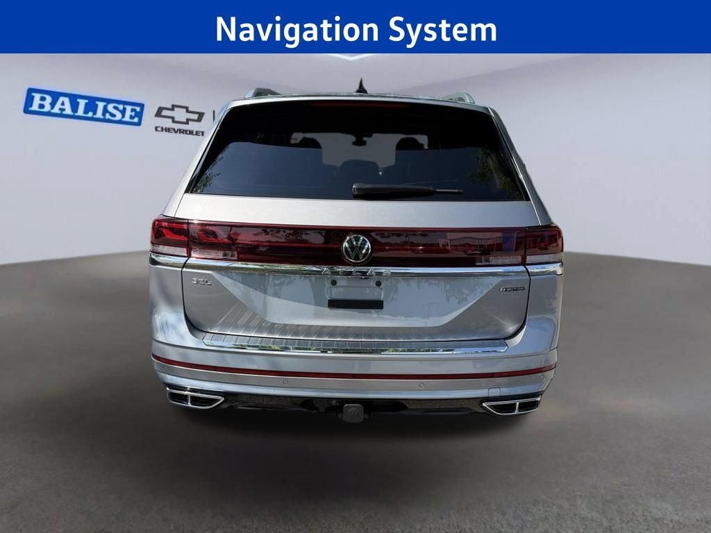 Used 2024 Volkswagen Atlas SEL Premium R-Line AWD/4WD image 5