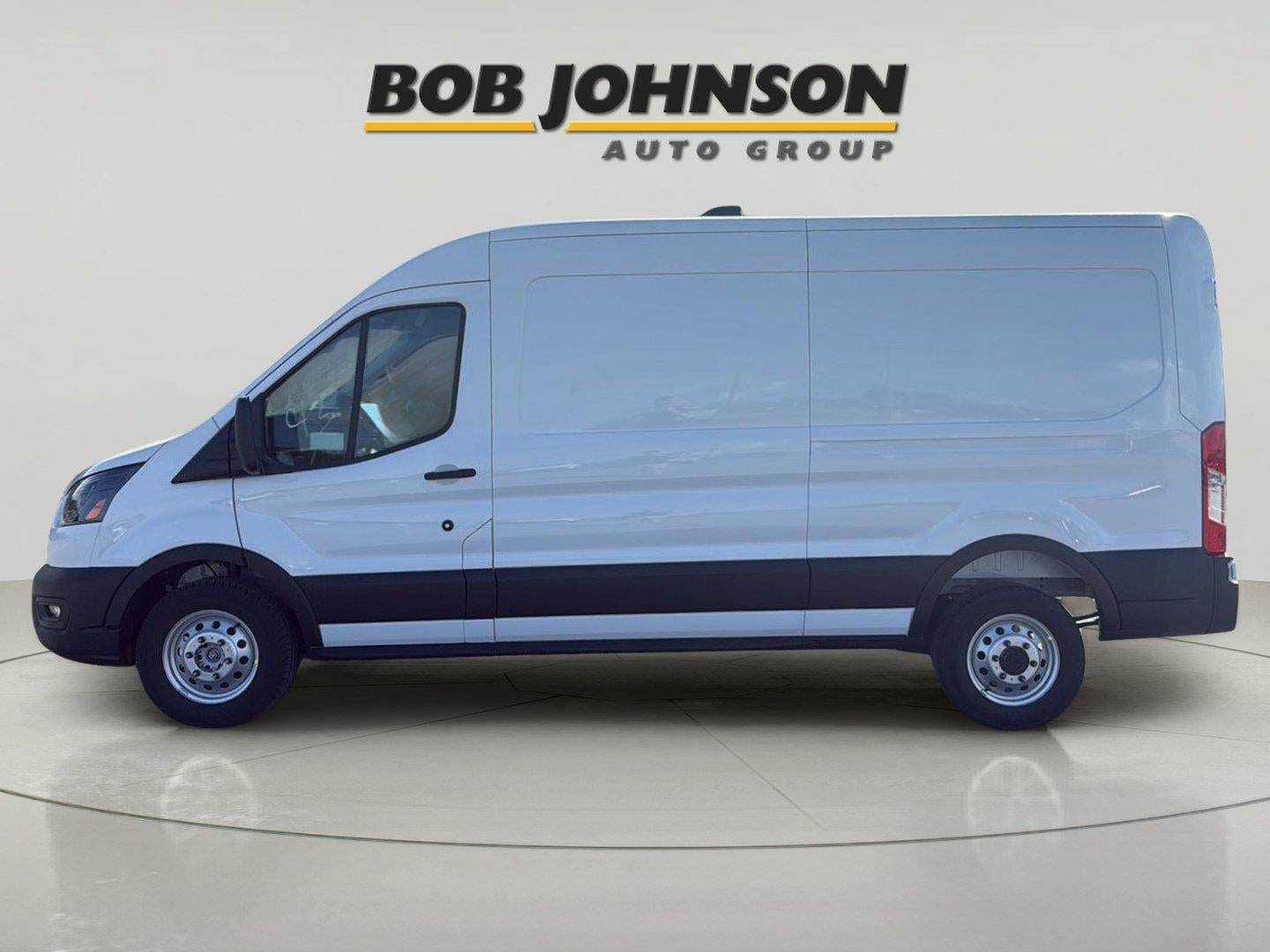 New 2026 Ford Transit 250 148 Medium Roof Extended AWD w/ Exterior Upgrade Package image 4