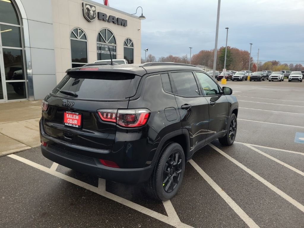 New 2026 Jeep Compass Latitude AWD/4WD image 15