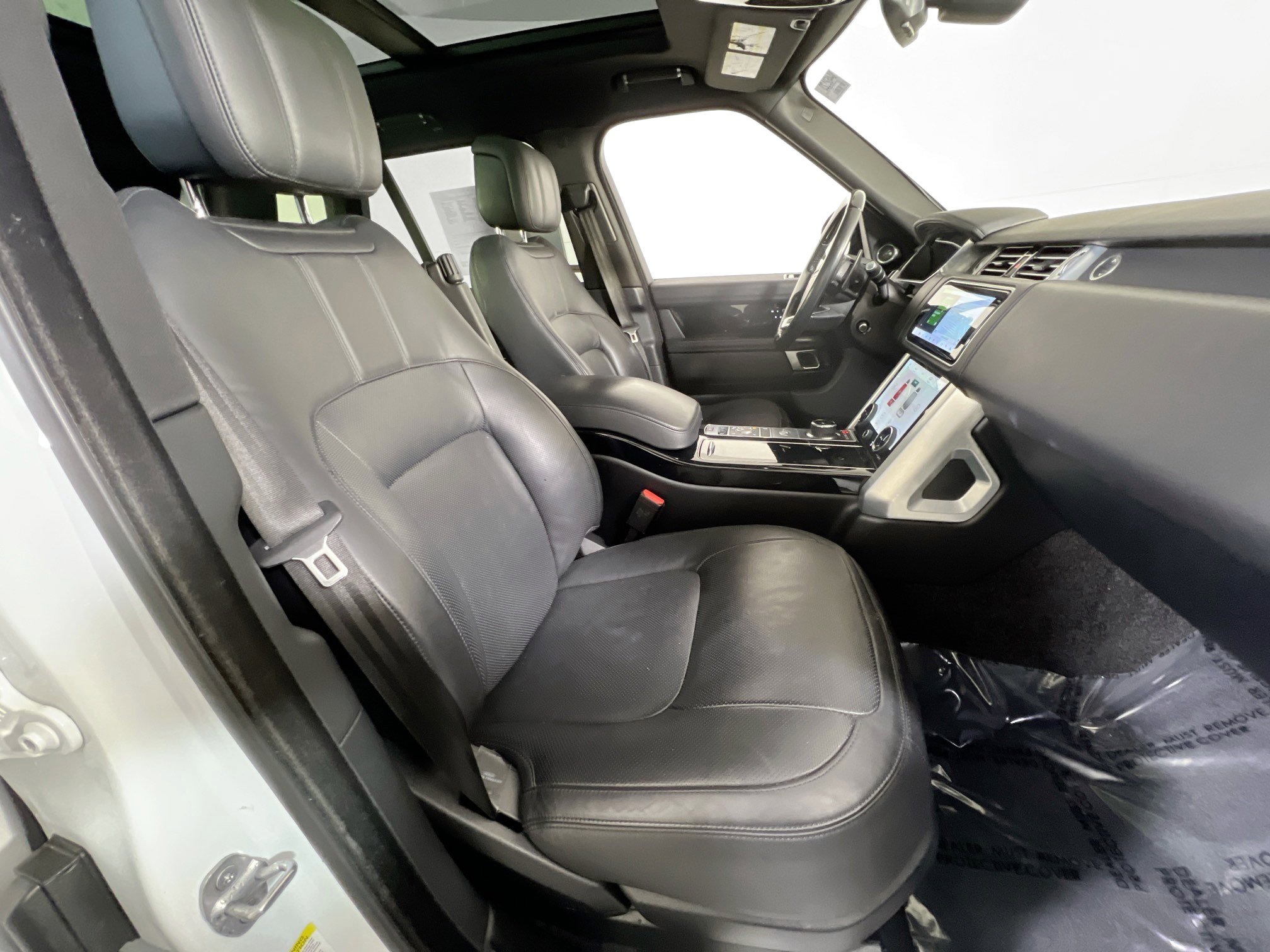 Used 2022 Land Rover Range Rover Westminster Edition image 30