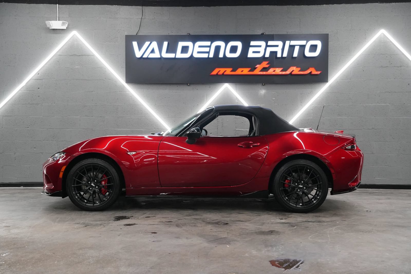 Used 2023 MAZDA MX-5 Miata Club w/ Brembo/BBS Recaro Package RWD image 10