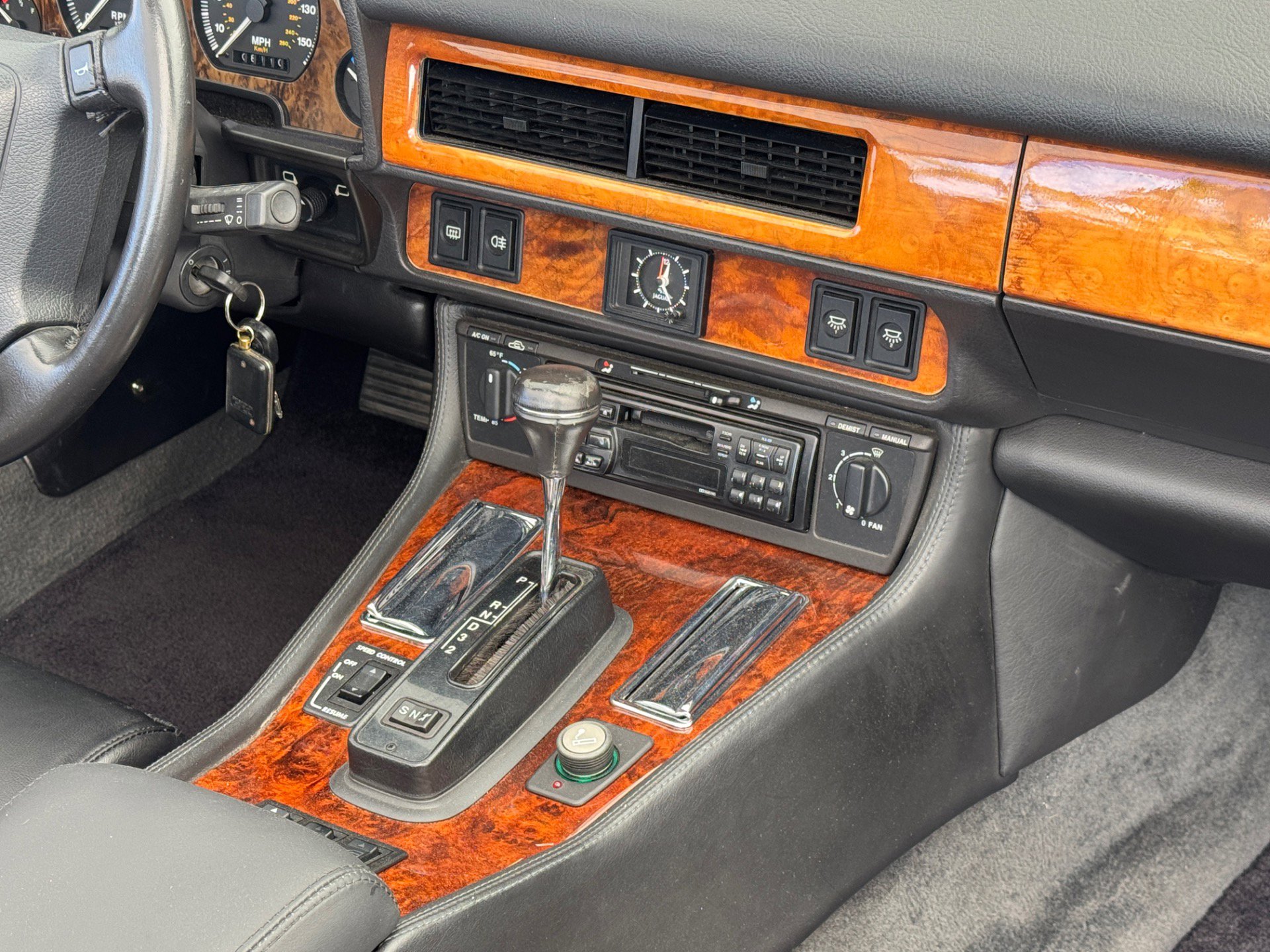 Used 1995 Jaguar XJS 4.0 Convertible image 33