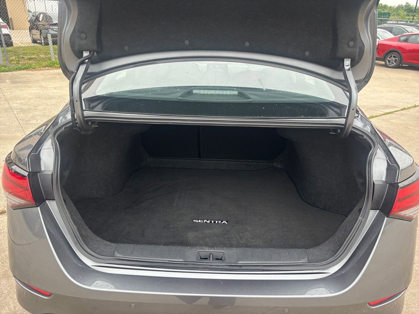 Used 2025 Nissan Sentra SV FWD image 29