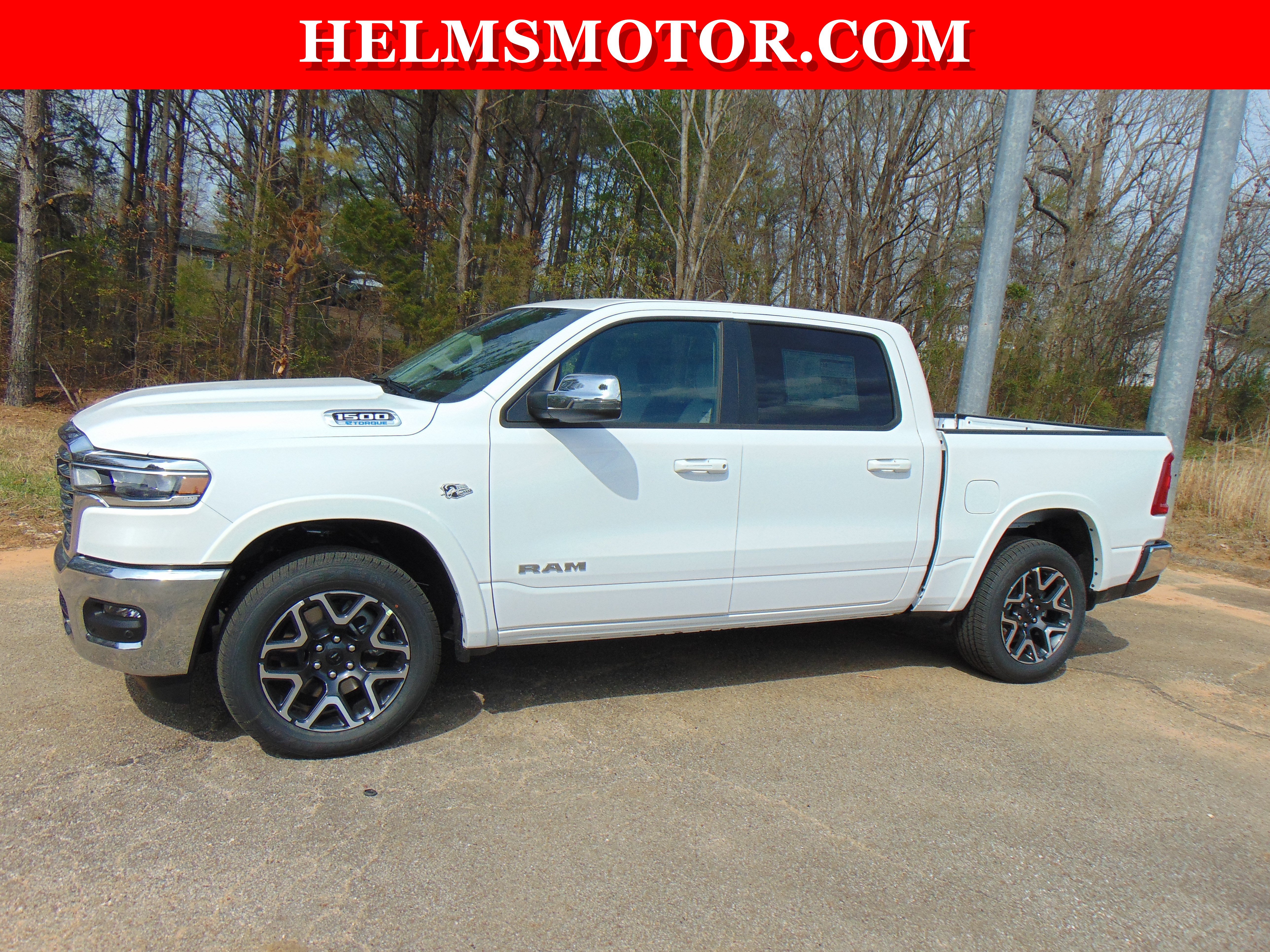 New 2026 RAM 1500 Laramie AWD/4WD image 5