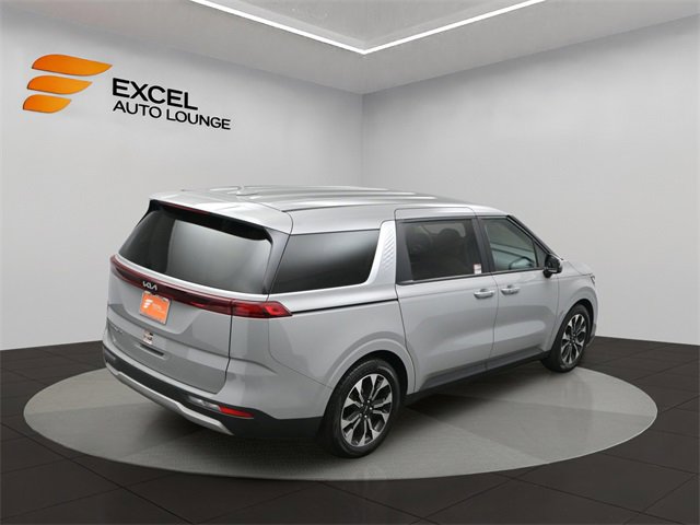 Used 2022 Kia Carnival EX image 48