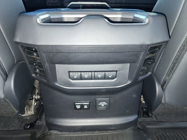 Used 2025 Toyota Tundra Platinum image 17