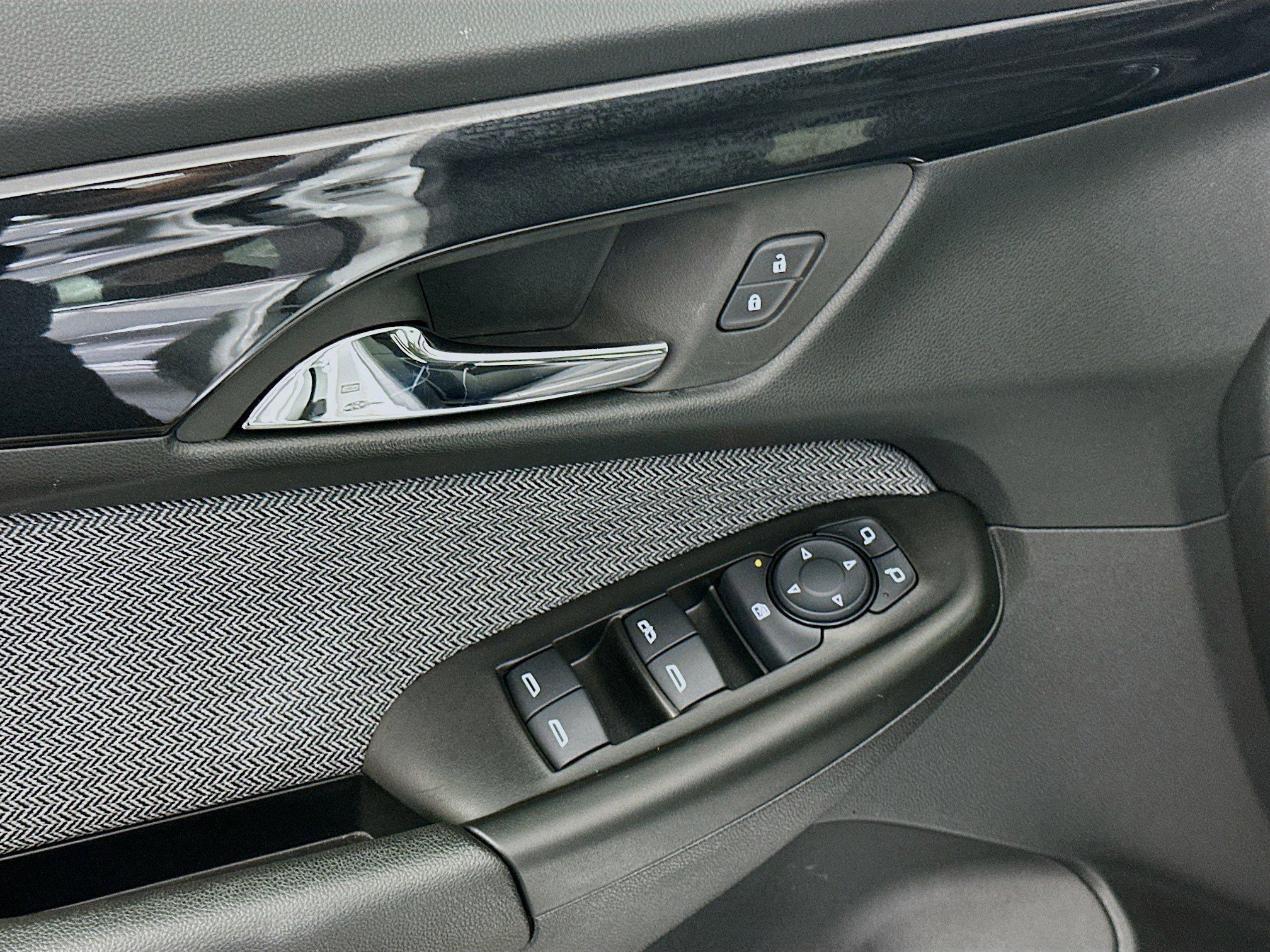 Used 2024 Chevrolet TrailBlazer LT image 15