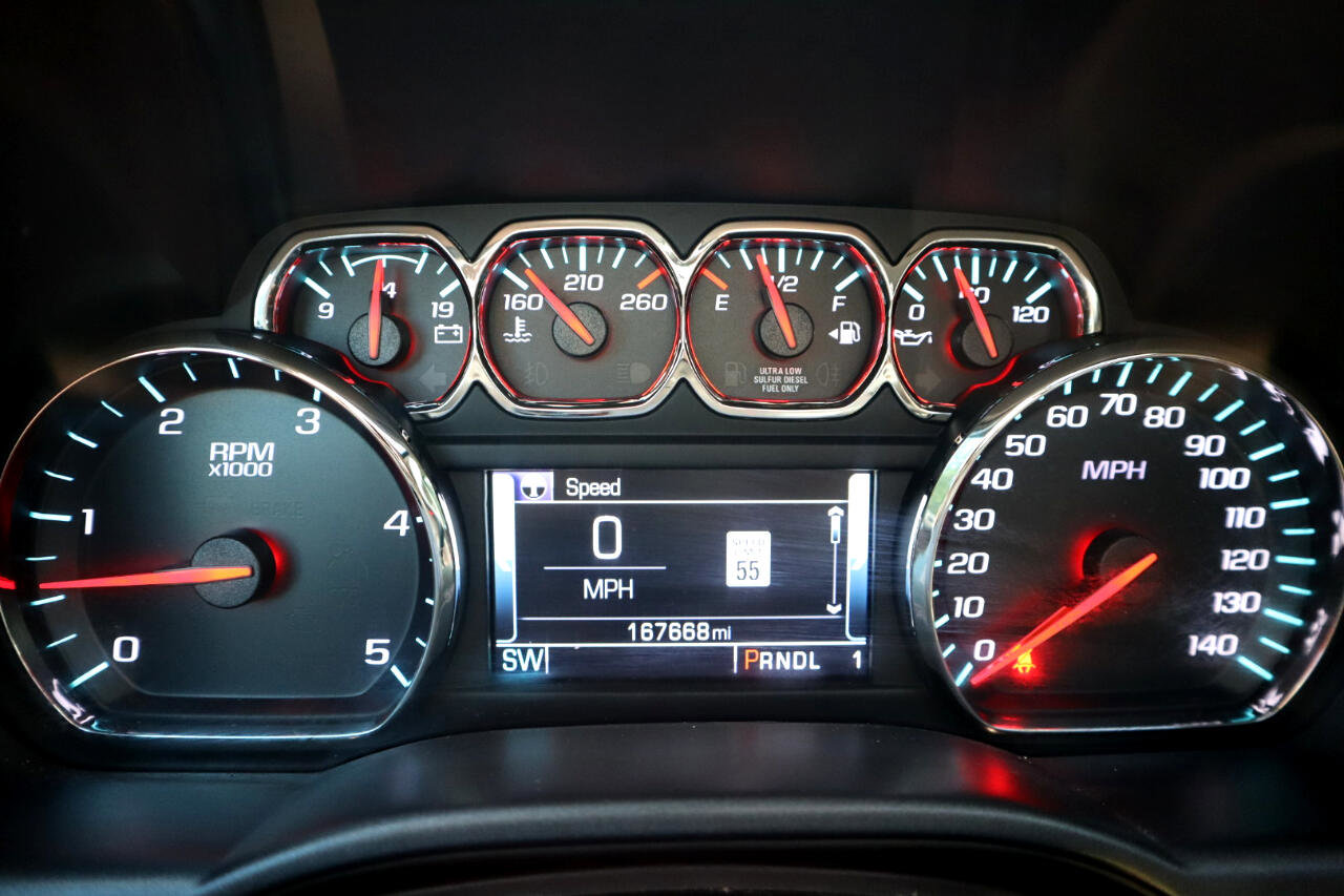 Used 2019 Chevrolet Silverado 2500 High Country w/ Duramax Plus Package image 11