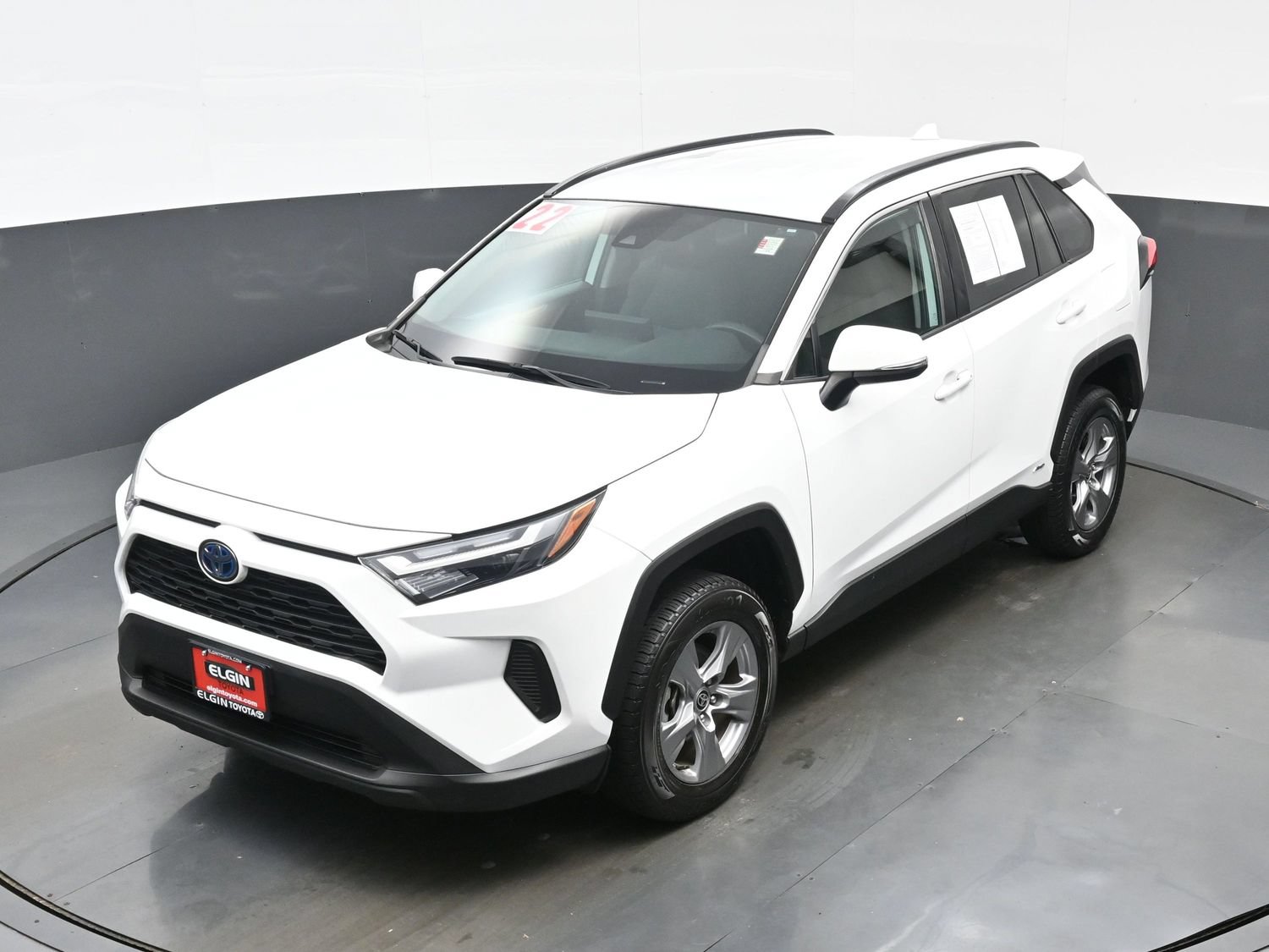 Used 2022 Toyota RAV4 XLE AWD/4WD image 36