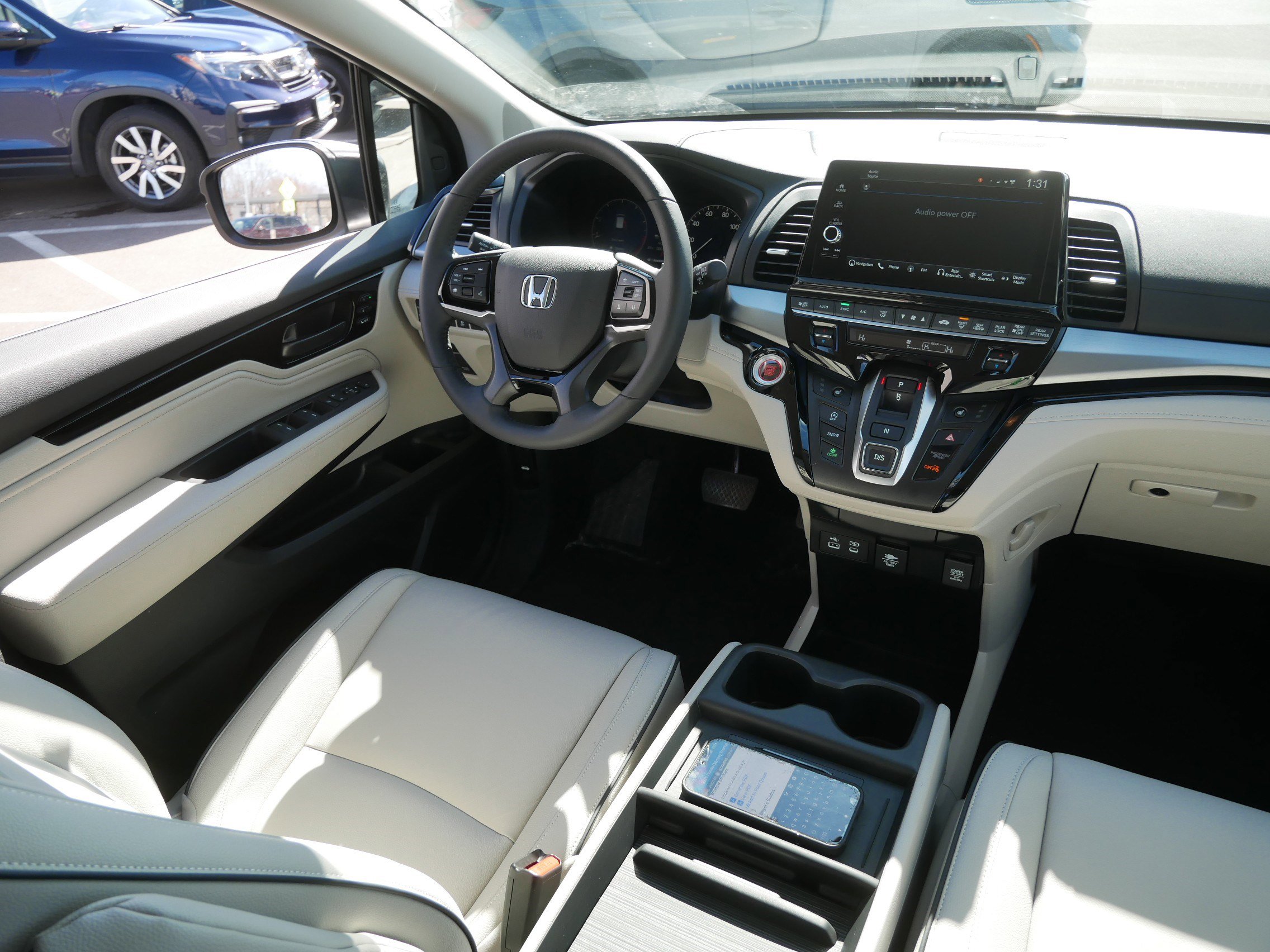 Certified 2026 Honda Odyssey Touring image 9