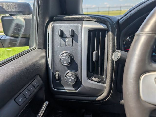 Used 2018 GMC Sierra 1500 SLT AWD/4WD image 12